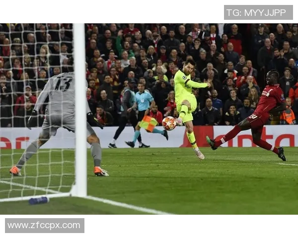 巴塞罗那与利物浦激战正酣最后进球决定胜负的精彩瞬间回顾