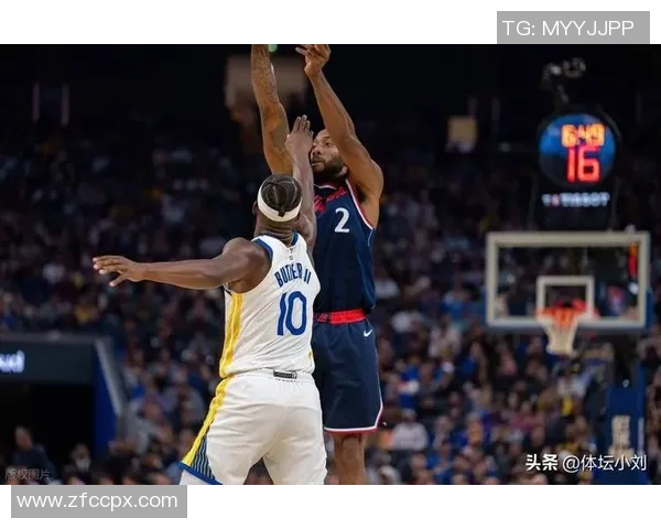 快船勇士比赛引发种族歧视争议球迷反应与社会影响分析